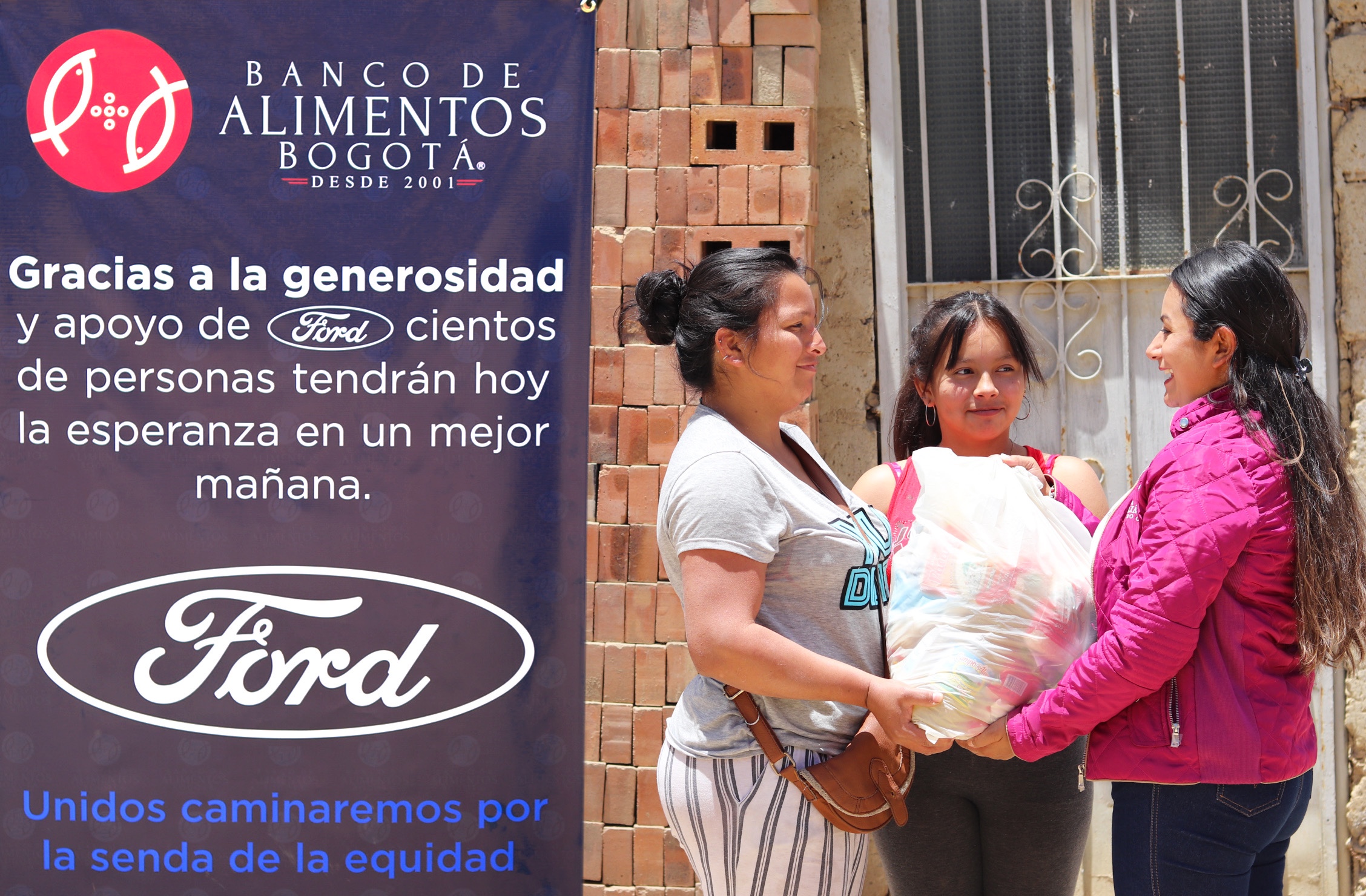 Ford Motor Company dona 40 mil dólares para beneficiar a más de 1.000 familias en Colombia